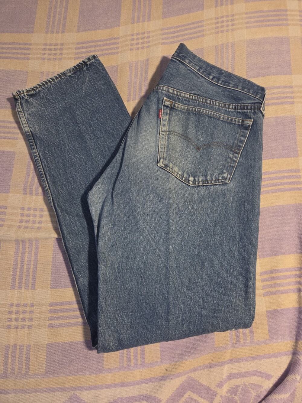 Vintage 80s Levis 501 0115 Mens Blue Jean Denim Pants Fit 36 X 32 Distressed 90s